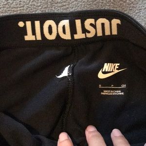Nike leggings